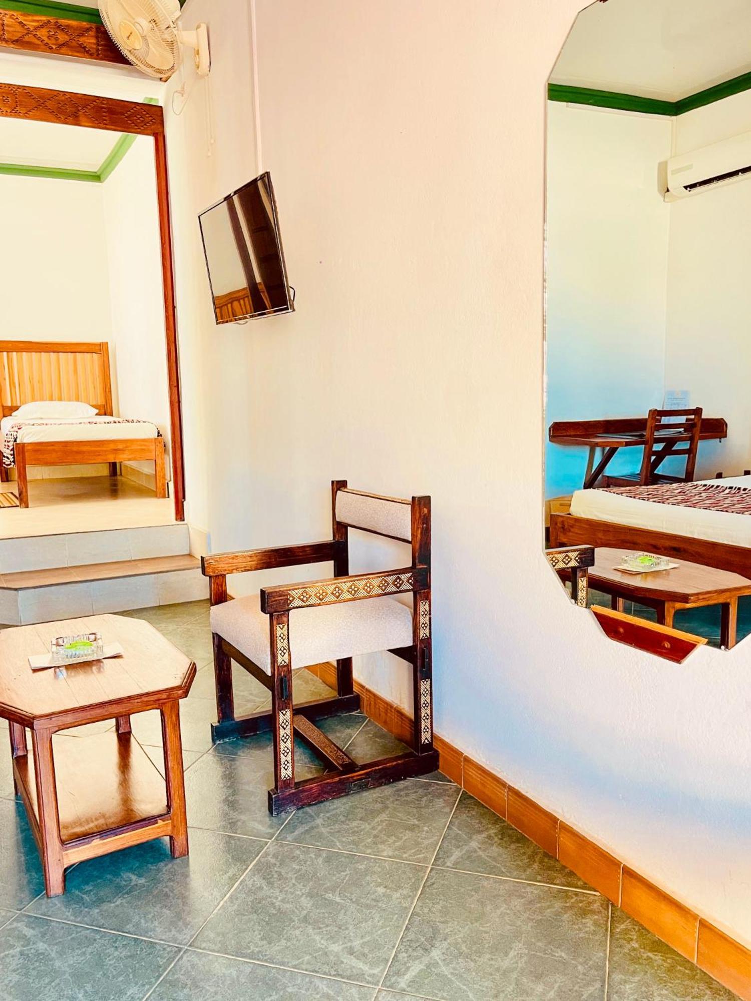 Le Nouvel Eden Hotel Toliara Exterior photo