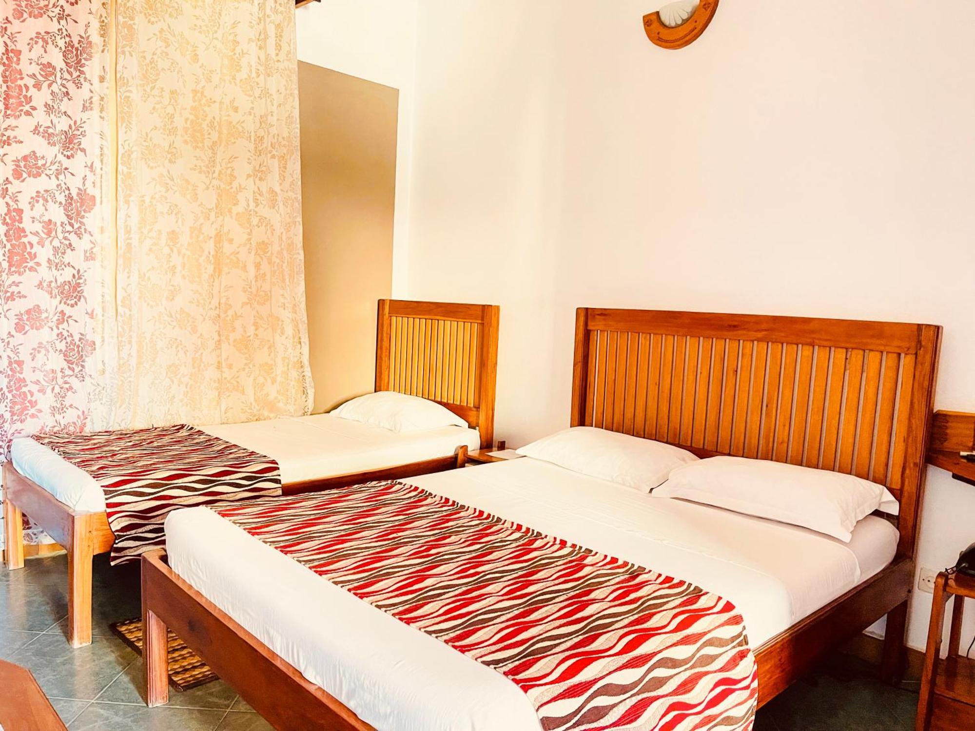 Le Nouvel Eden Hotel Toliara Exterior photo