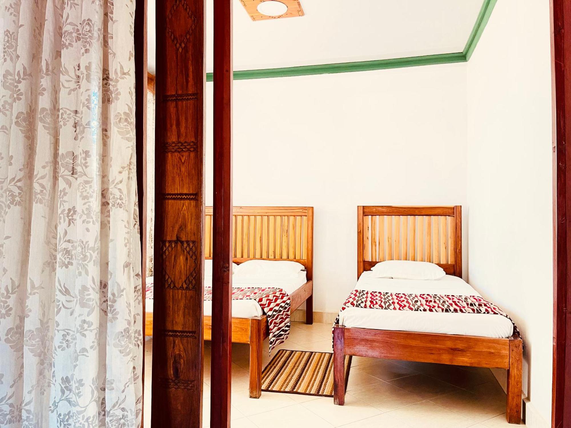 Le Nouvel Eden Hotel Toliara Exterior photo
